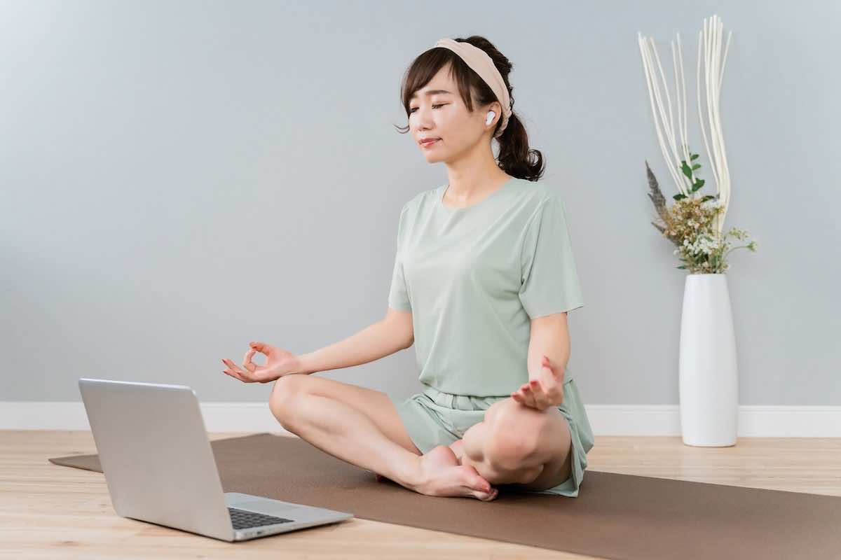 マインドフルネスとは？効果と実践例を徹底解説