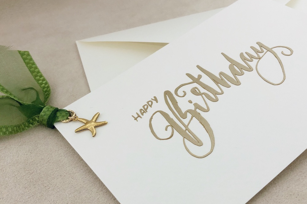 お祝いを伝えよう！カリグラフィーで表現する結婚式・出産・誕生日のフレーズアイデア集