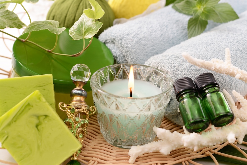 アロマキャンドルの使い方とは？部屋・お風呂などシーンごとに解説！