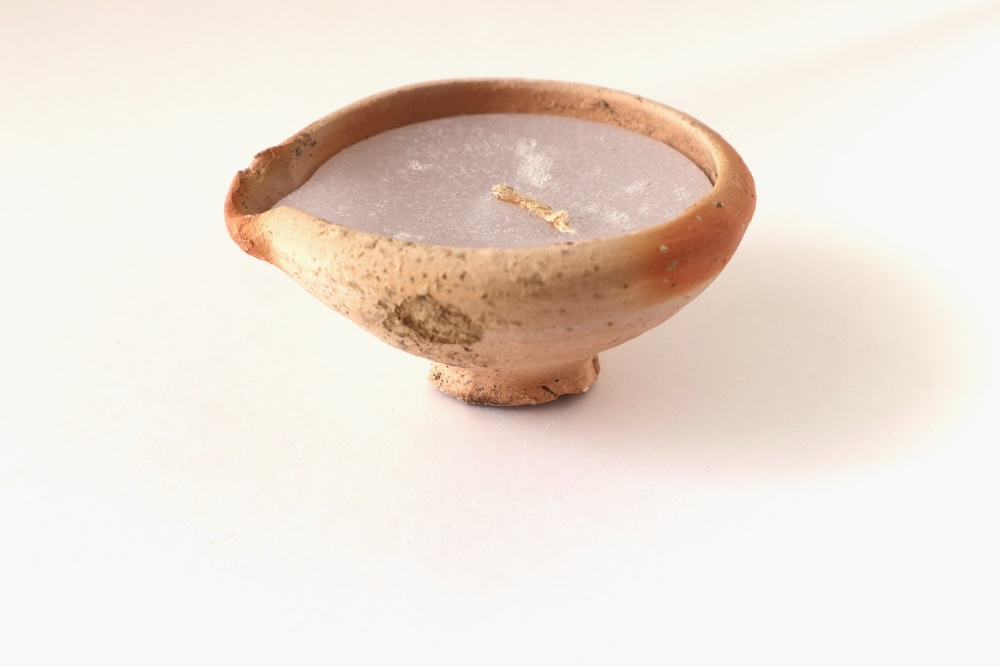 キャンドルの正しい消し方！息を吹きかけるのはNGな理由とは？