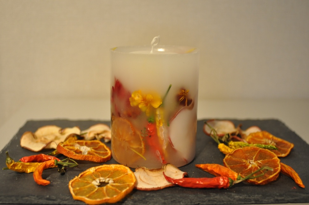 ボタニカルキャンドルの作り方！香り・デザイン選び、簡単にできるコツ