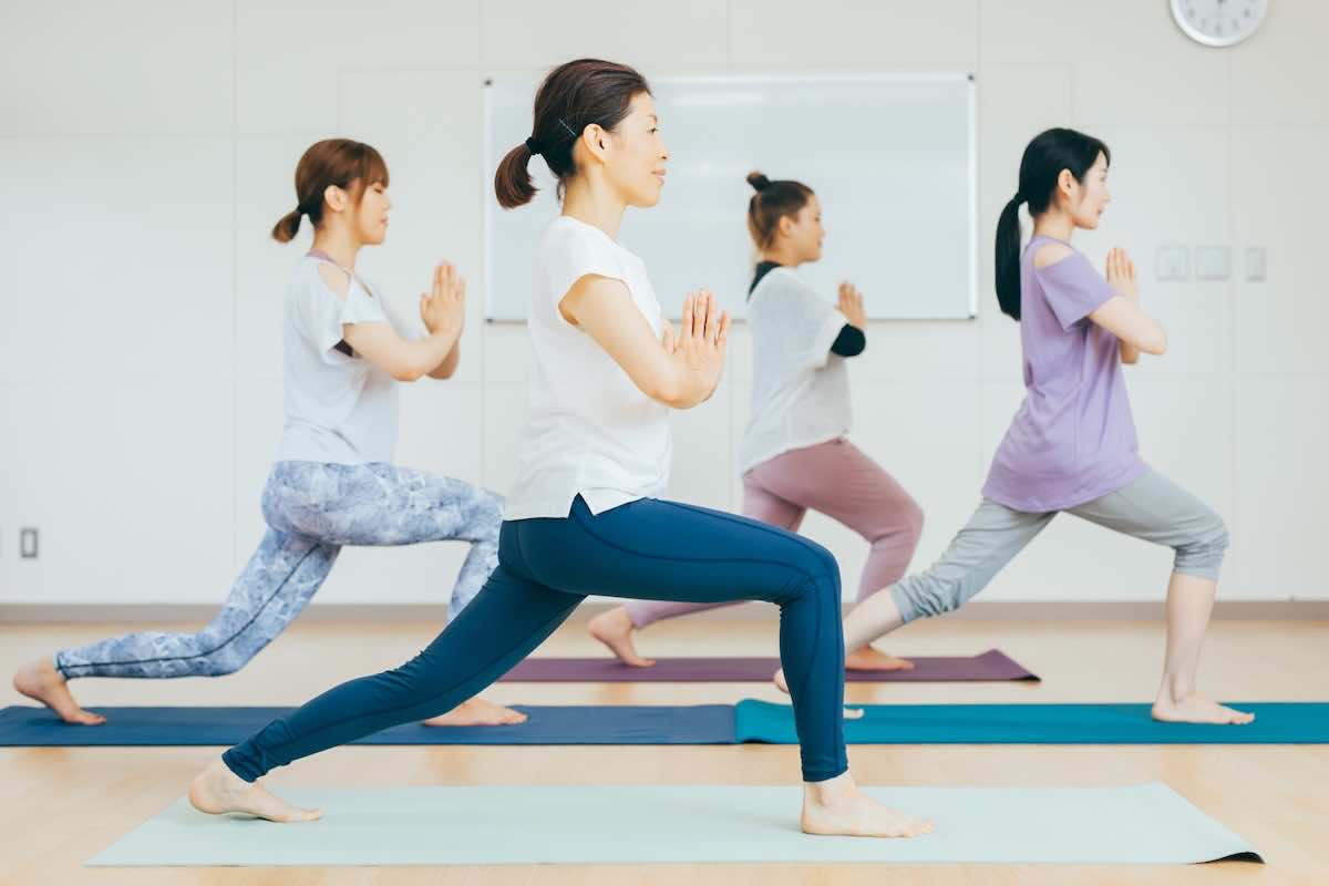 ピラティスインストラクターになるには?必要な資格や収入などを解説