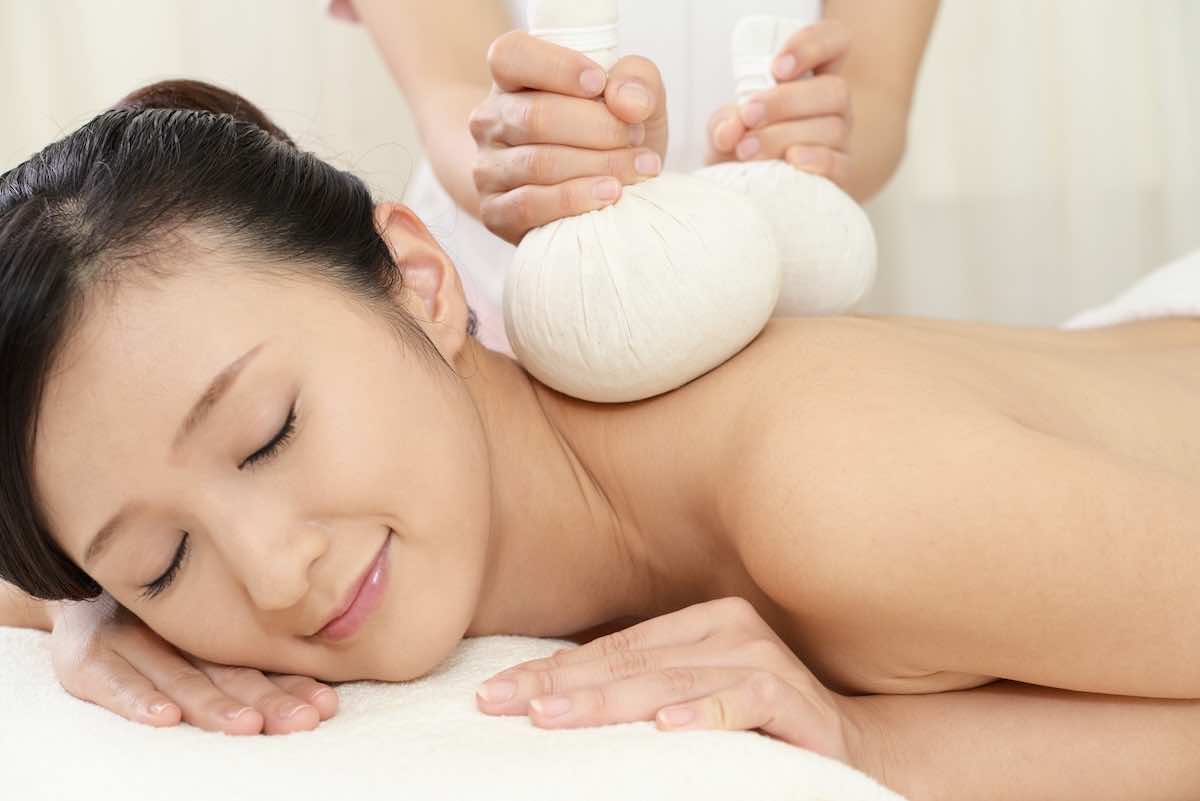 リフレクソロジーの種類を徹底解説！歴史・効果・施術方法をわかりやすく紹介