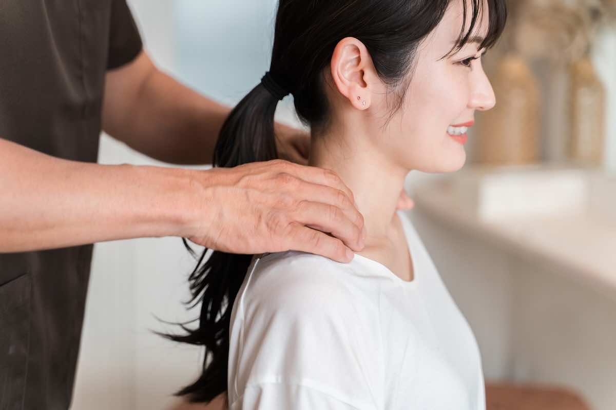 リフレクソロジーは自律神経に効果的?乱れる原因やおすすめの施術メニューを解説