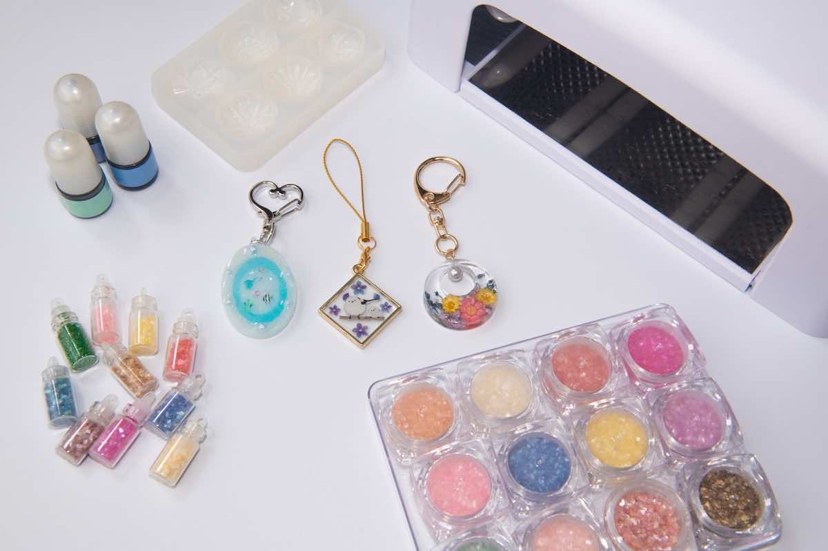 レジンの着色方法とは？やり方や手順、硬化不良を防ぐ方法を解説！