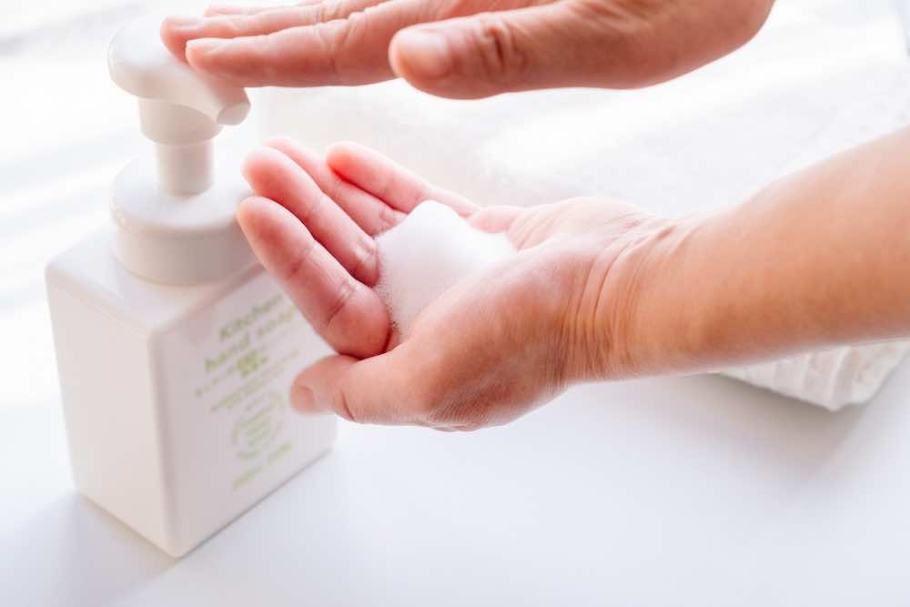 石鹸の泡と洗浄力の関係とは？種類による泡立ちの違いも解説