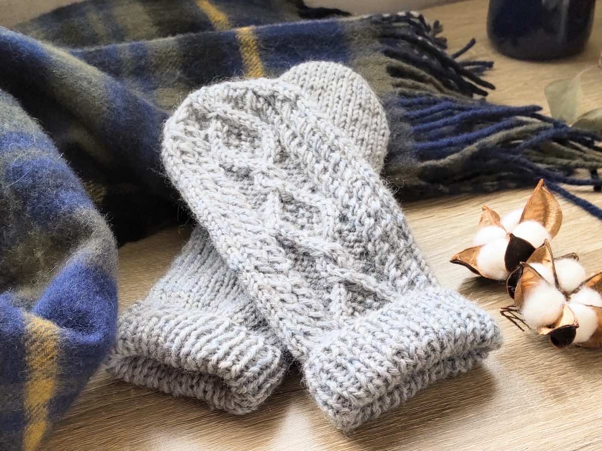 編み物を売りたい！販売方法や価格設定、著作権について解説