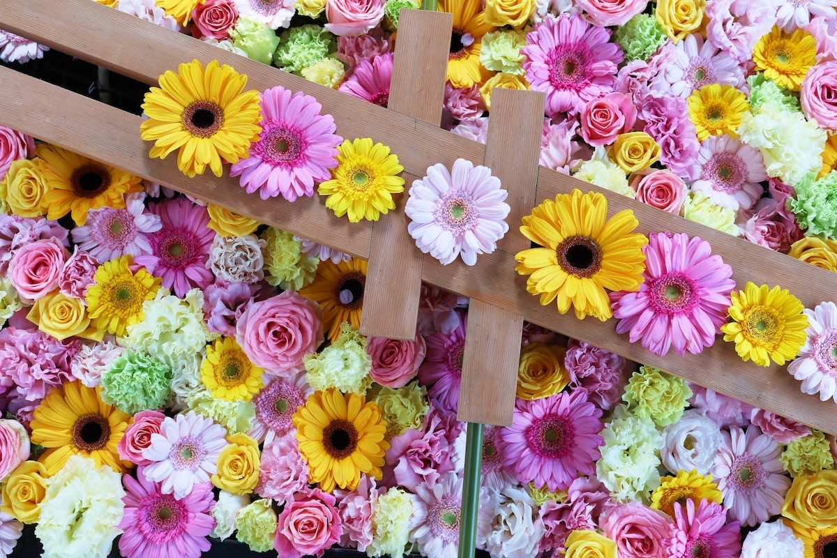 フラワーアレンジメントの花の種類とは？それぞれの特徴や長所短所