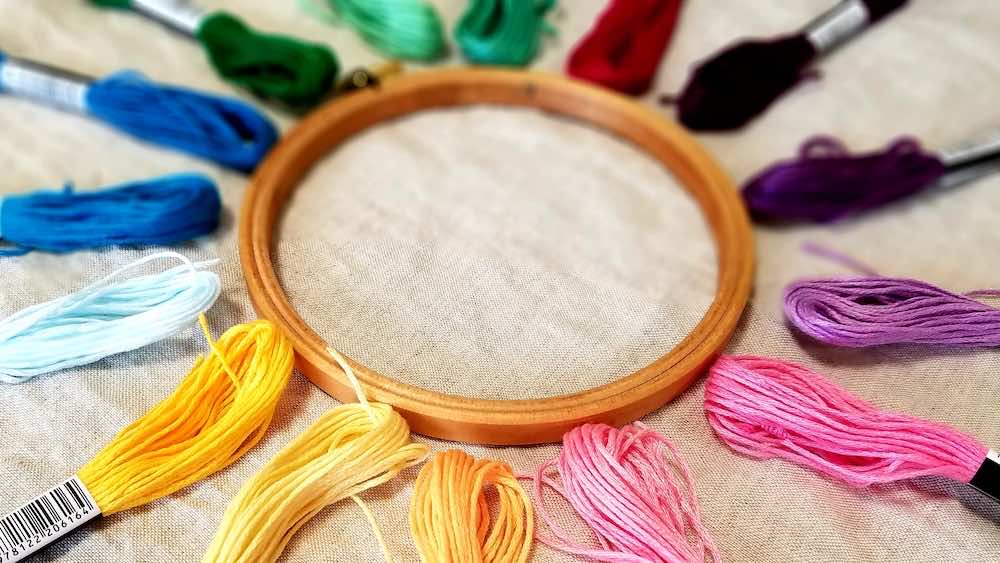 刺繍の始め方とは?必要な道具・手順・基本知識を解説